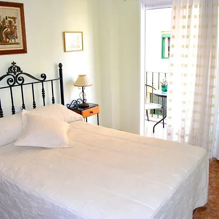 Rumoholidays Spacious 3 Bedrooms Playa Del Cura Апартаменты Торевьиа